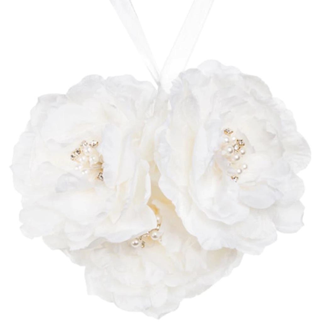 Cluster Flowers with Ribbon Cream