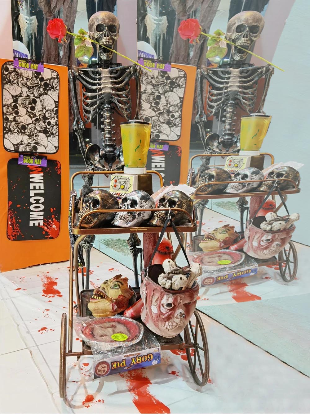 Skeleton Hotel Butler Halloween Decoration Ideas