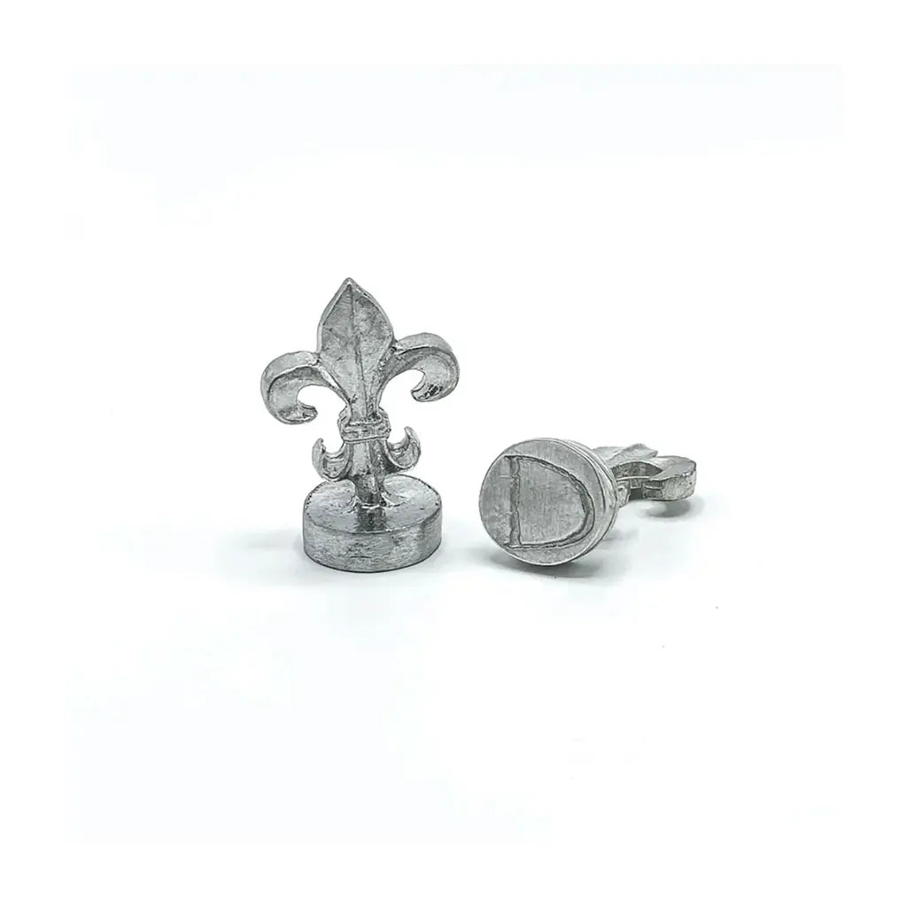 Round Alphabet Seal "D"