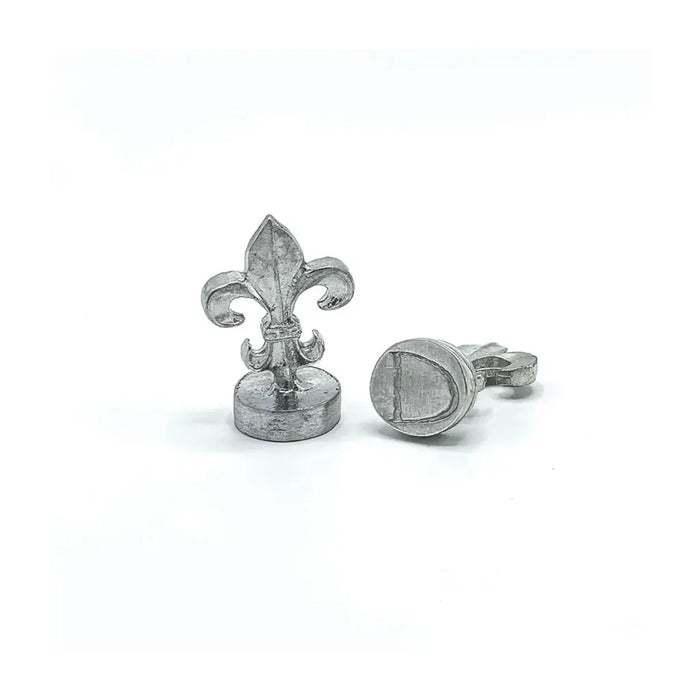 Round Alphabet Seal "D"