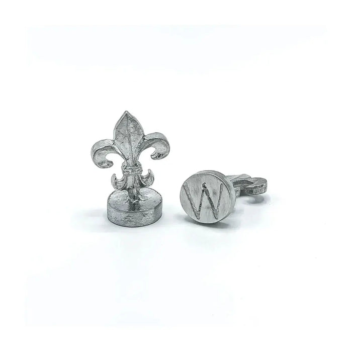 Round Alphabet Seal "W"