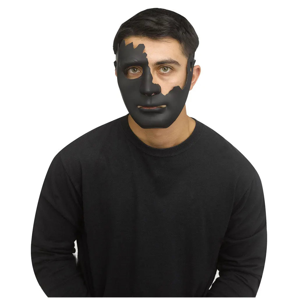 Cracked 1/2 Mask