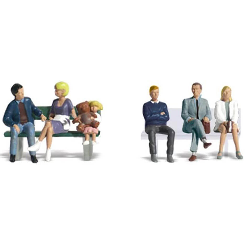 N Scale Bus Stop People
