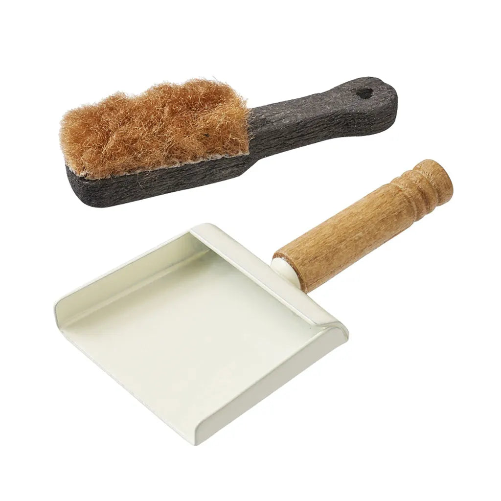 Shovel and broom, ca. 4cm, bag with 2 pcs, assorted