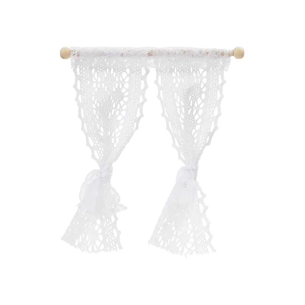 White Lace Curtain, 11.5 x 12cm