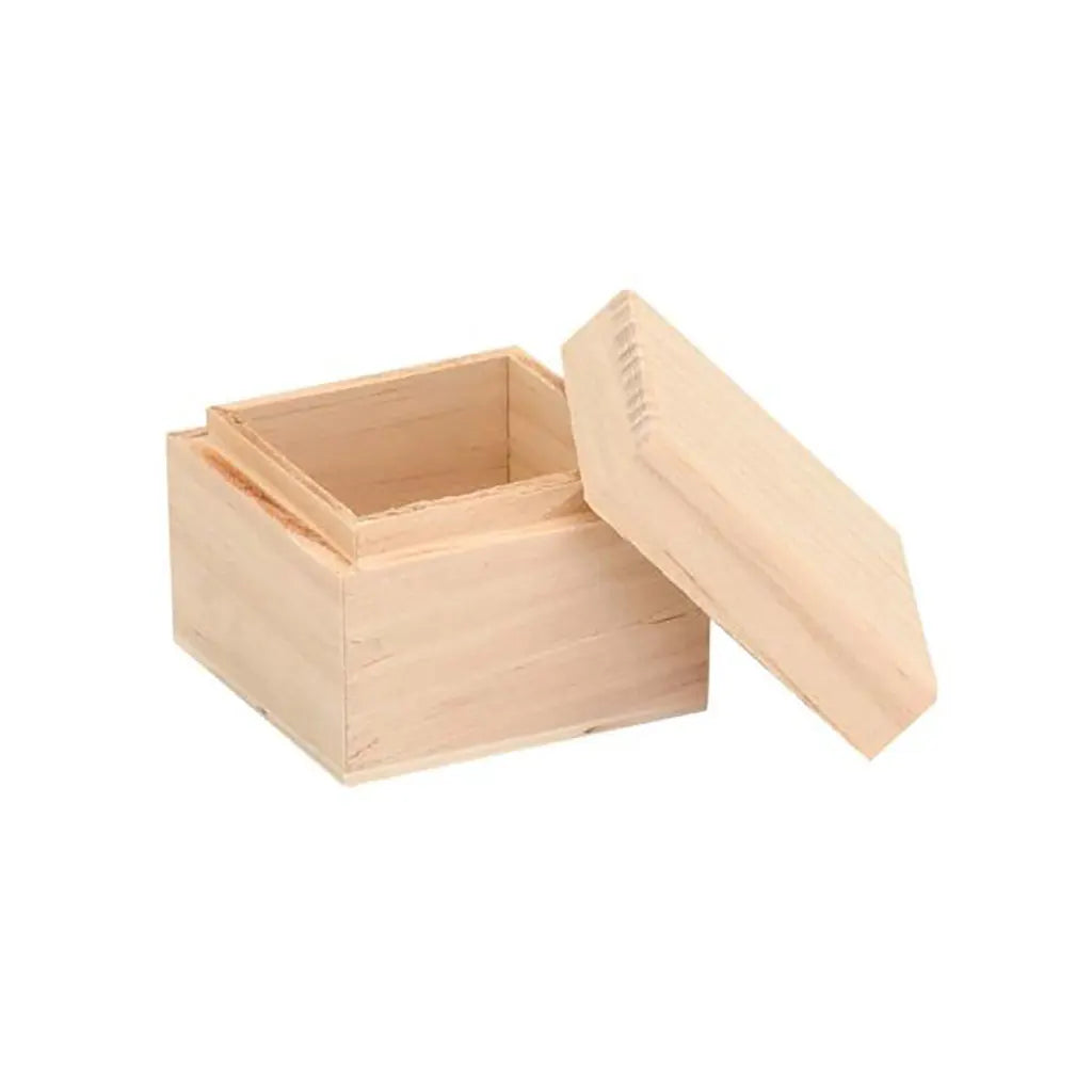 Wooden Box 6x6x5cm.