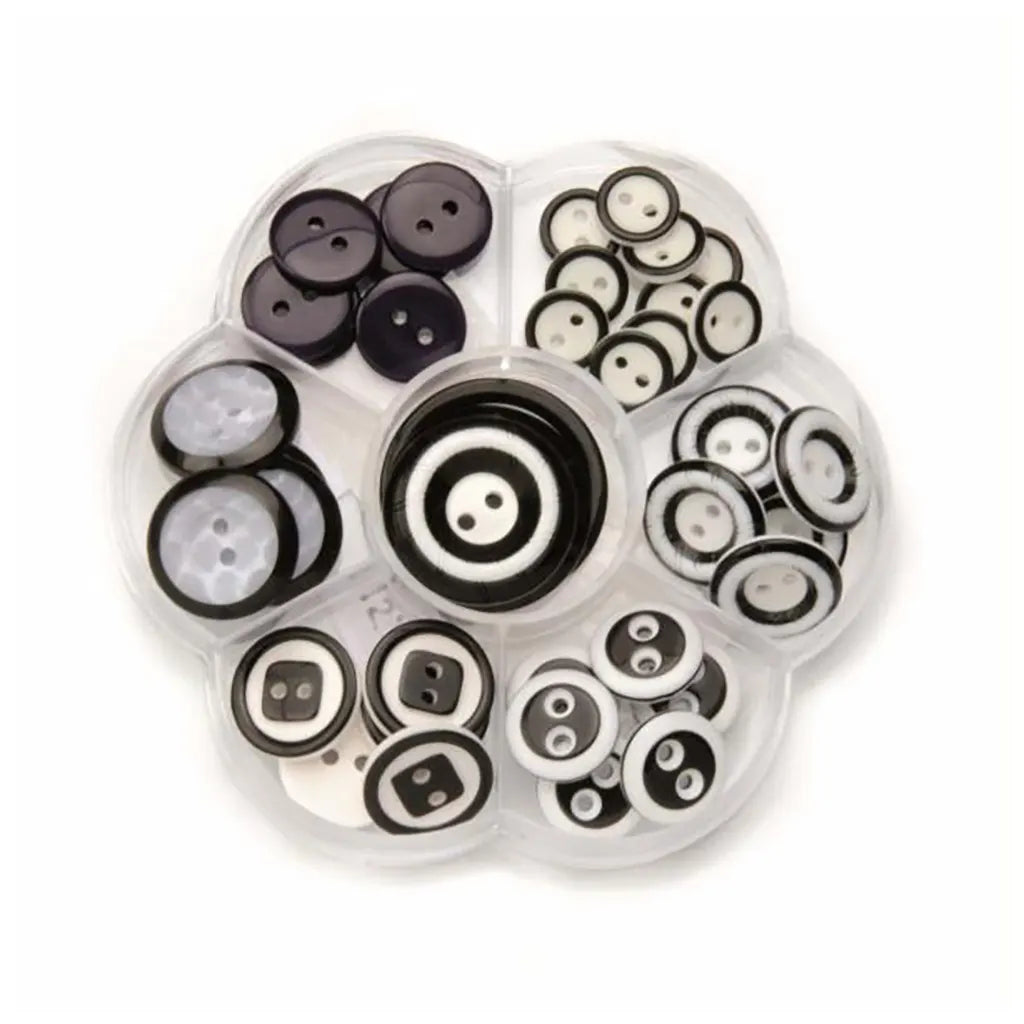 Buttons 40pcs Black/White Mix