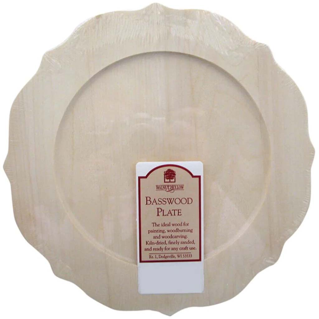 Wood Chippendale Plates 9.5in 