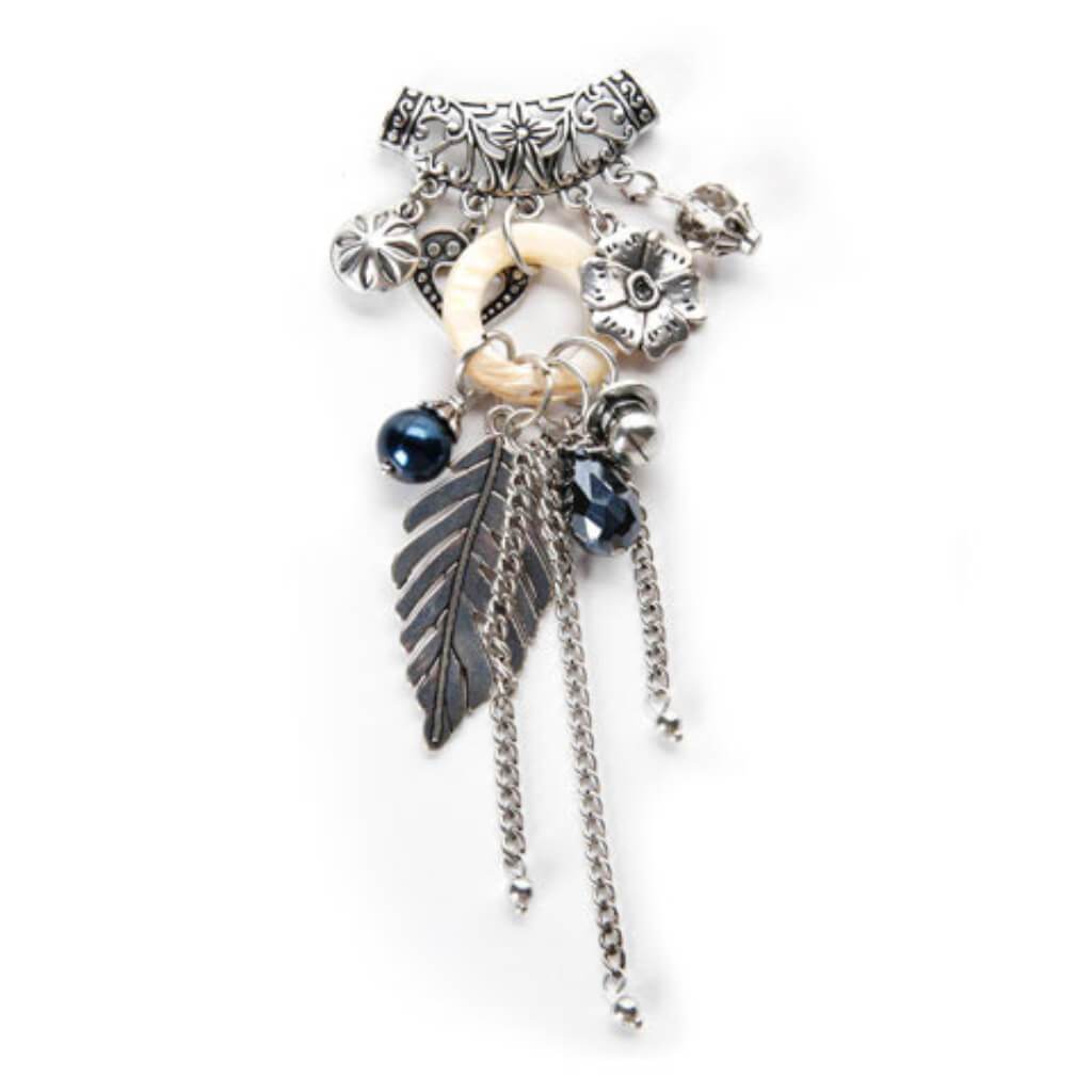 TASSEL A.SLVR SLIDE CHARM 