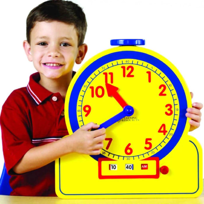 12-Hour Analogue & Digital Demonstration Clock 