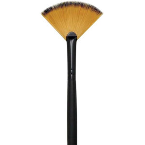 Essentials Fan Brush