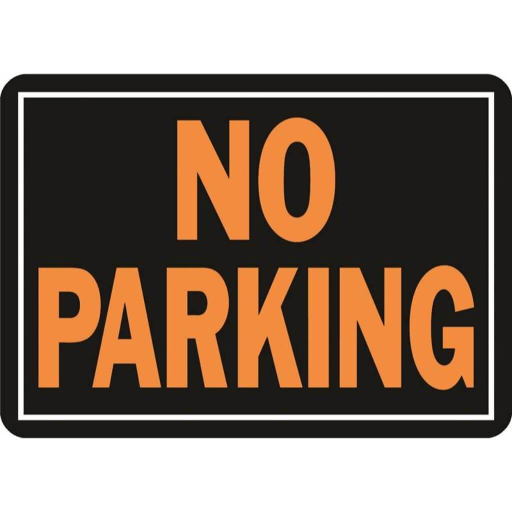 NO PARKING 