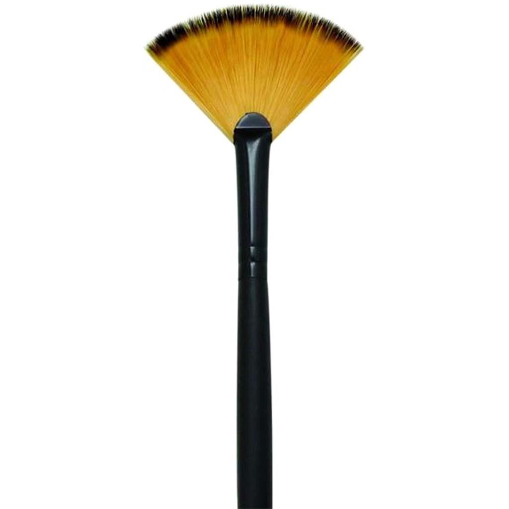 Essentials Fan Brush