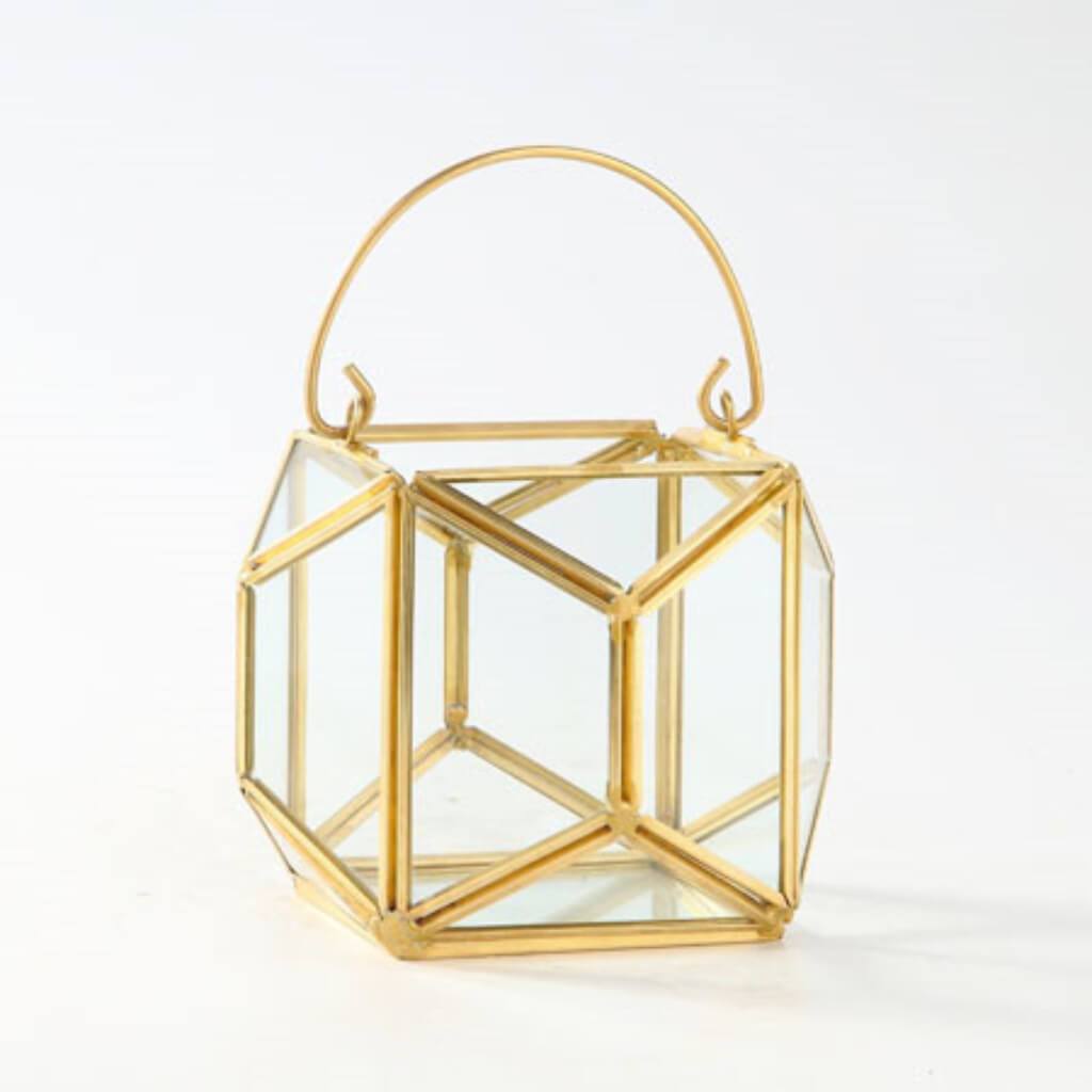 Glass Accessory L:4.5"W:4.5"H:4" 