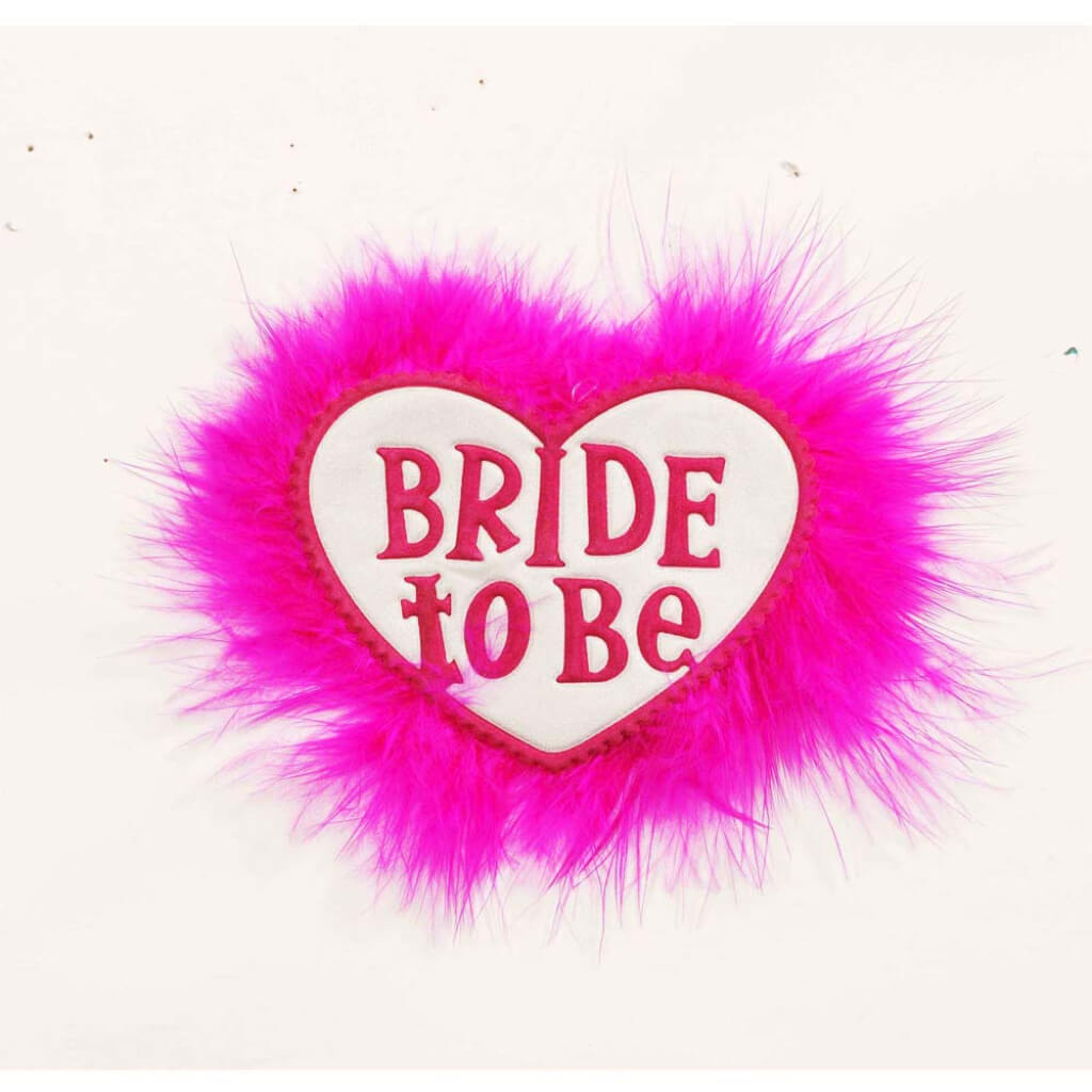 HEART BUTTON BRIDE TO BE WHITE/PINK 