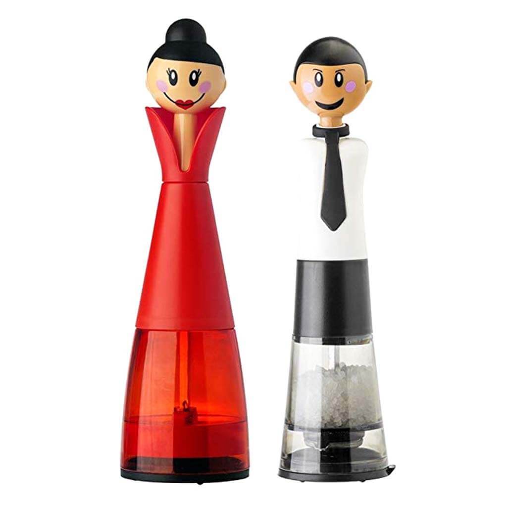 DOLLS SALT OR PEPPER MILL SET