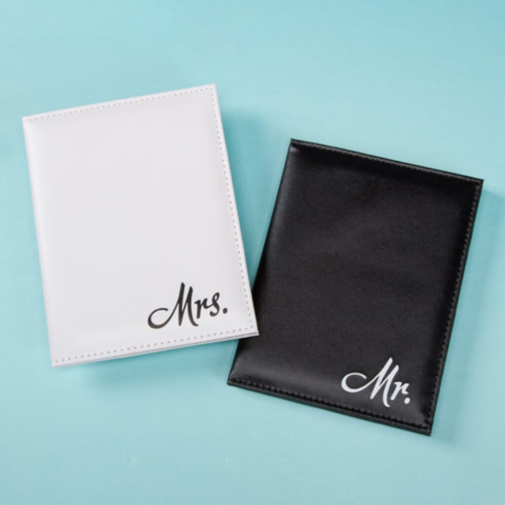 Passport Covers Mr. &amp; Mrs. Black/White 5.5 x 0.5 x 4 inches 