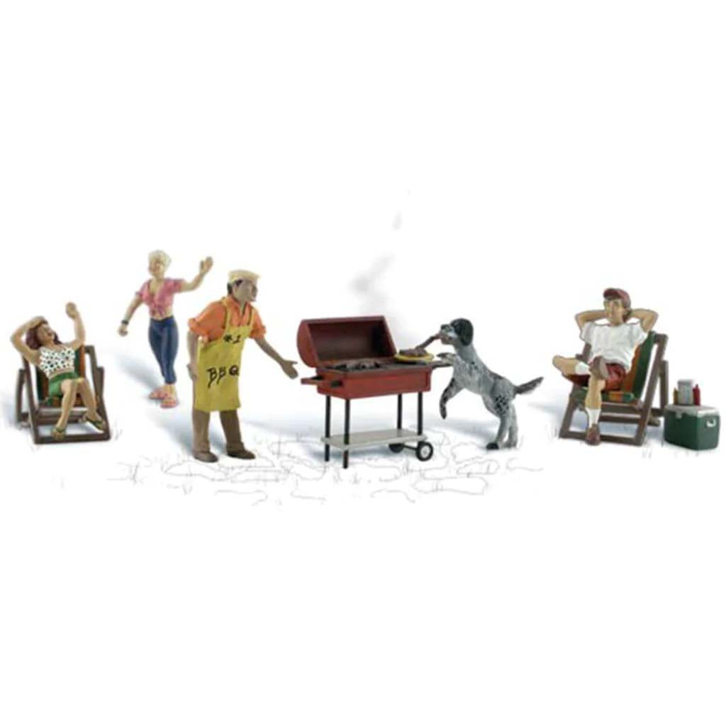 Backyard Barbeque - HO Scale