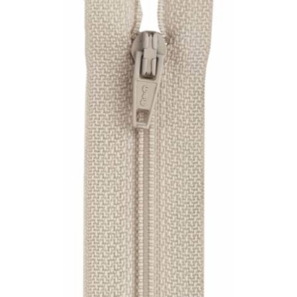 Coats All-Purpose Plastic Zipper 24in Ecru
