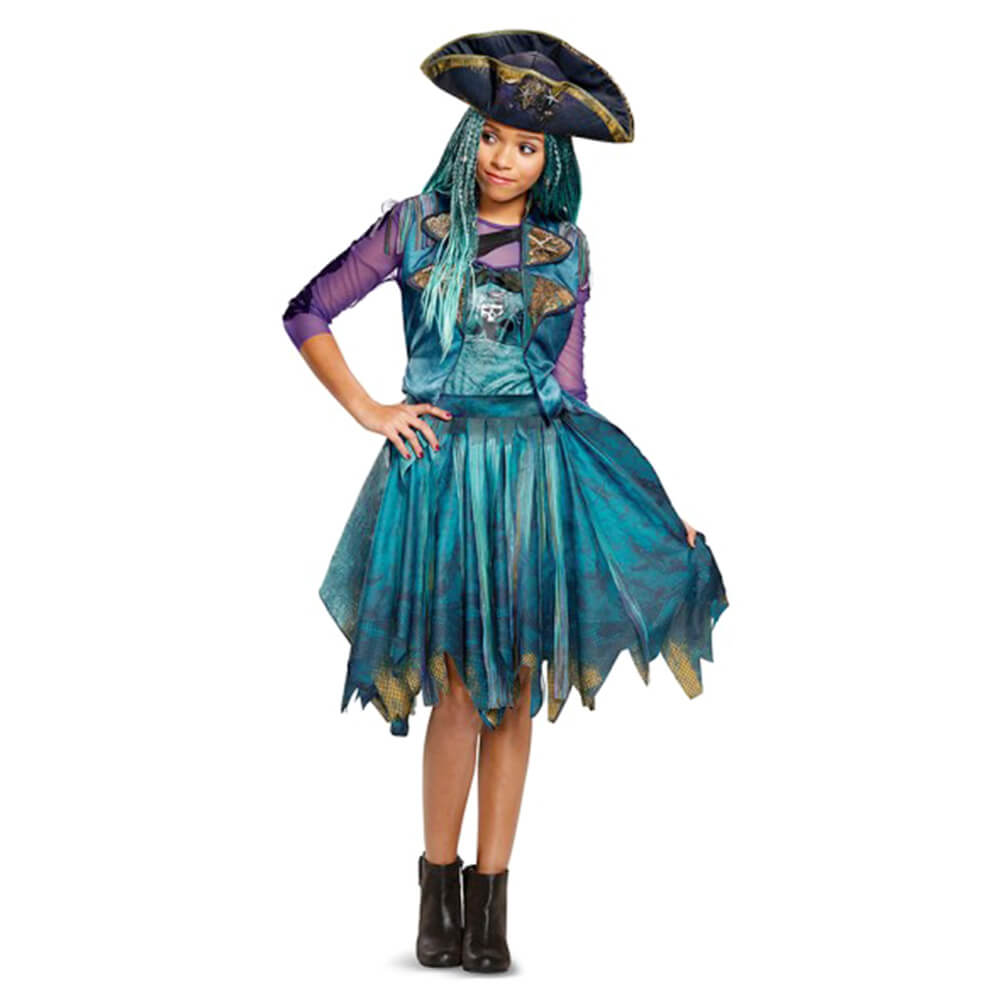 Uma Classic Isle Look Costume