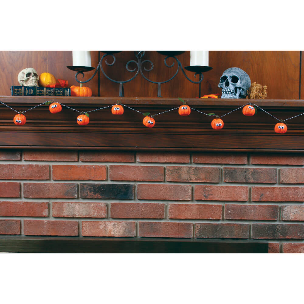 Friendly Garland Pumpkin 6ft