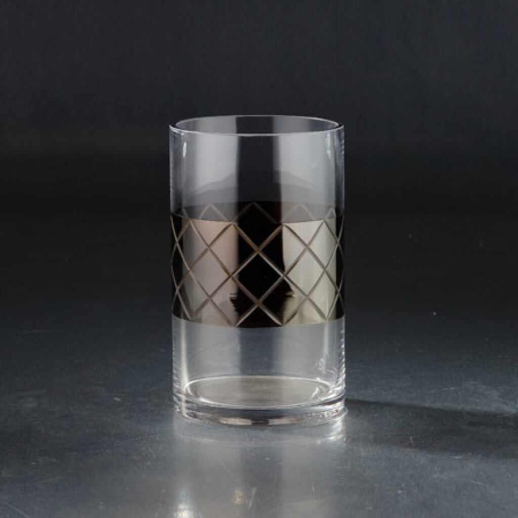 Cylinder H:8" D:4.5" 