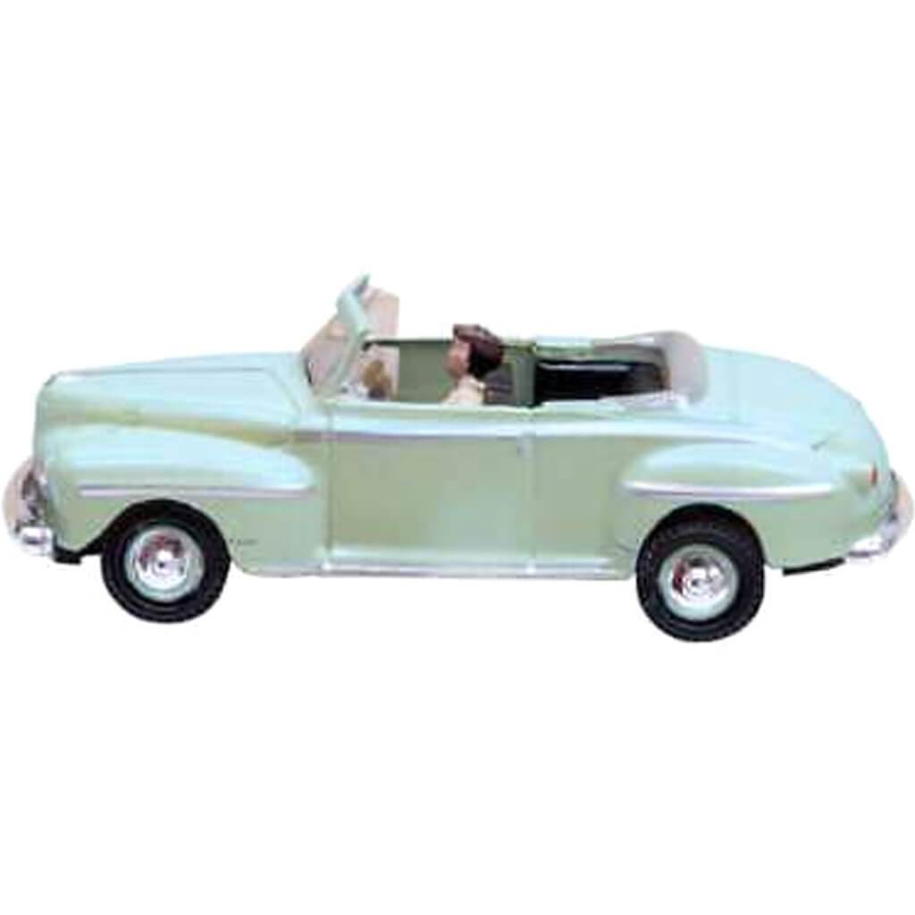 Cool Convertible - HO Scale