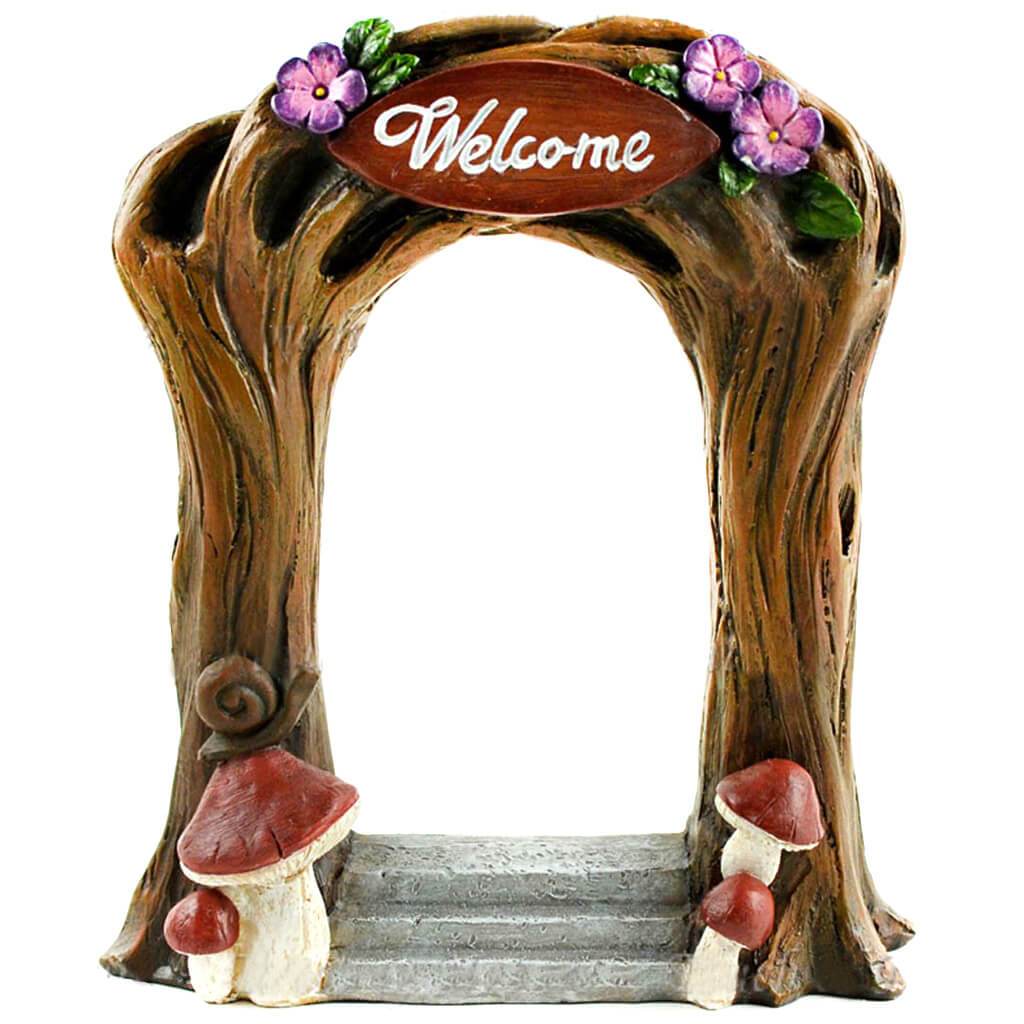 Wood Archway with “Welcome” Sign 3in