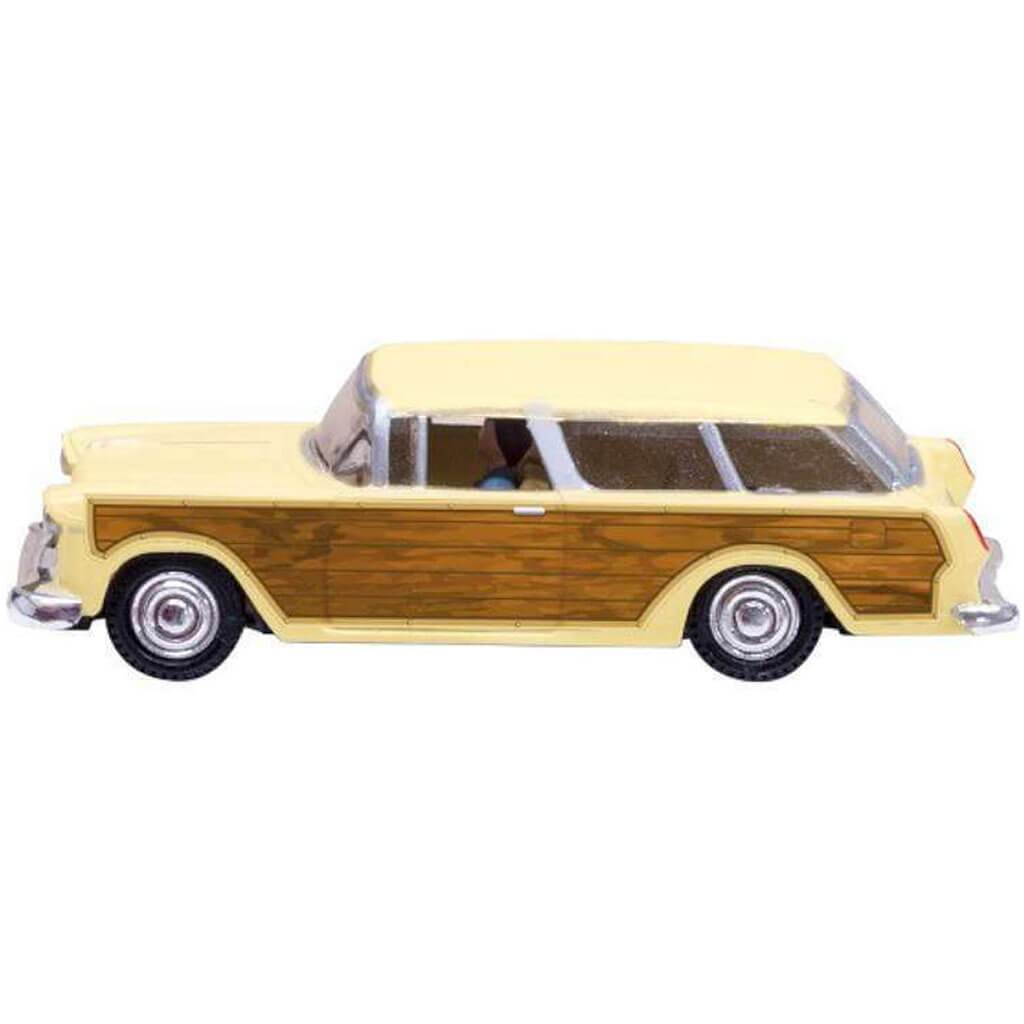 Station Wagon - HO Scale