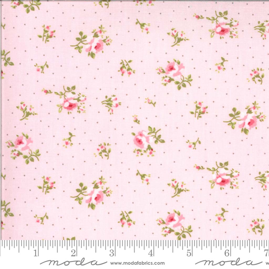 Sophie Medium Floral Blossom