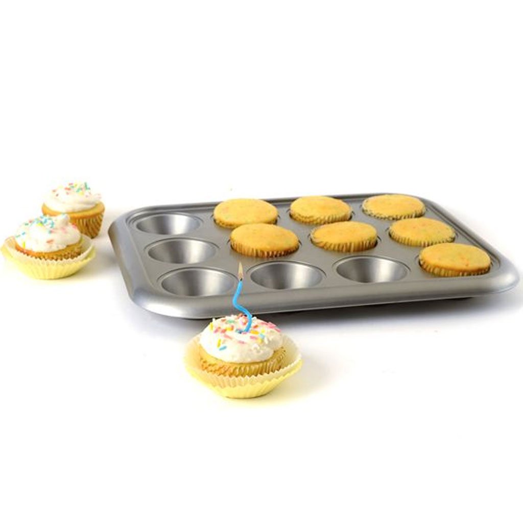 Nonstick More-Than-A-Muffin Pan 12ct