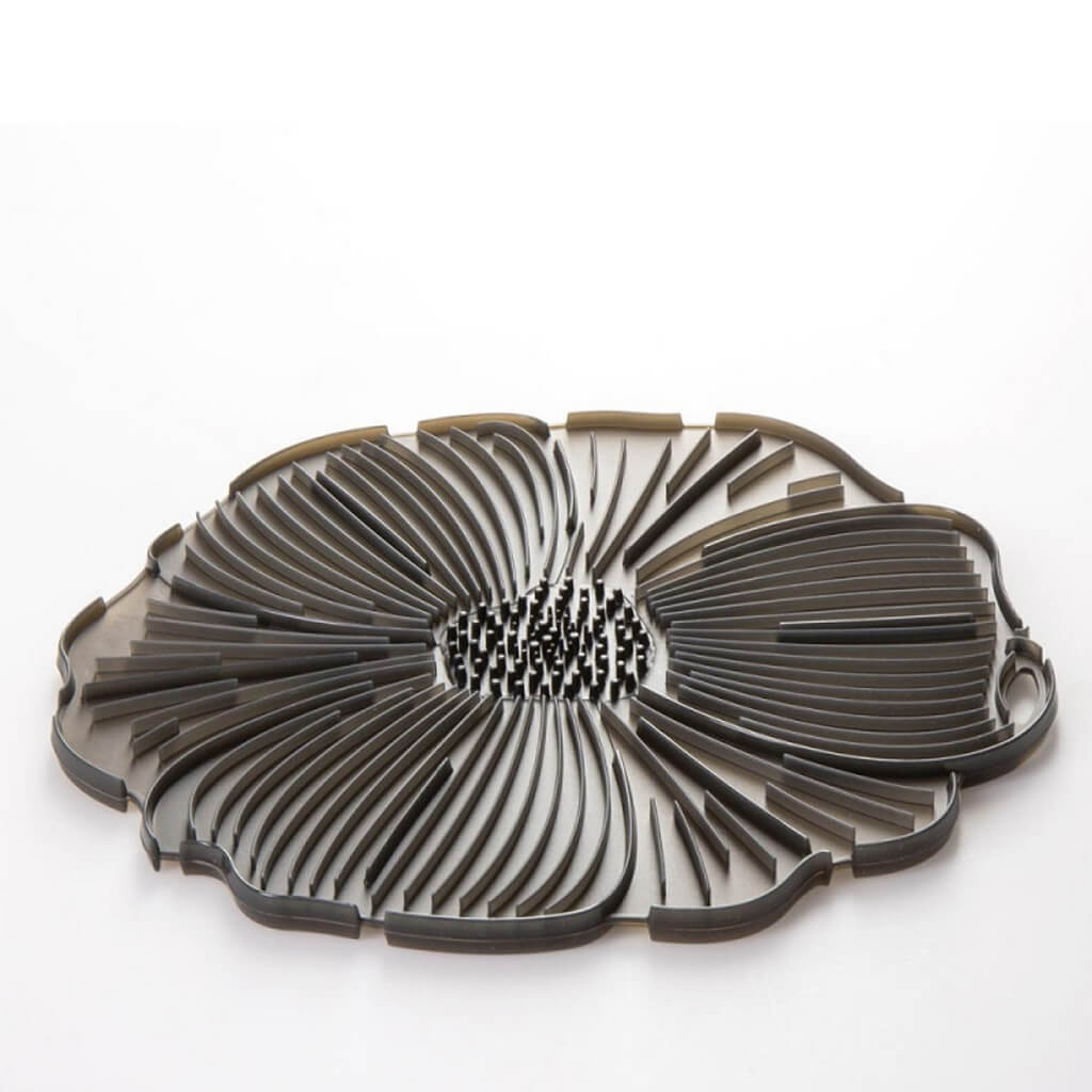 Poppy Pop Trivet Black