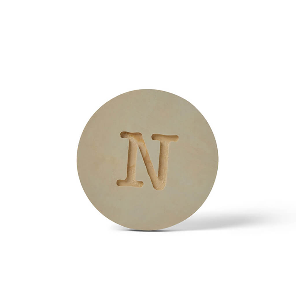 Wood Uppercase Circle Typewriter N