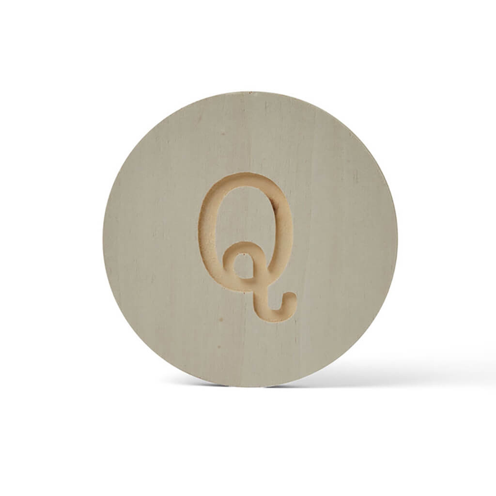 Wood Uppercase Circle Typewriter Q