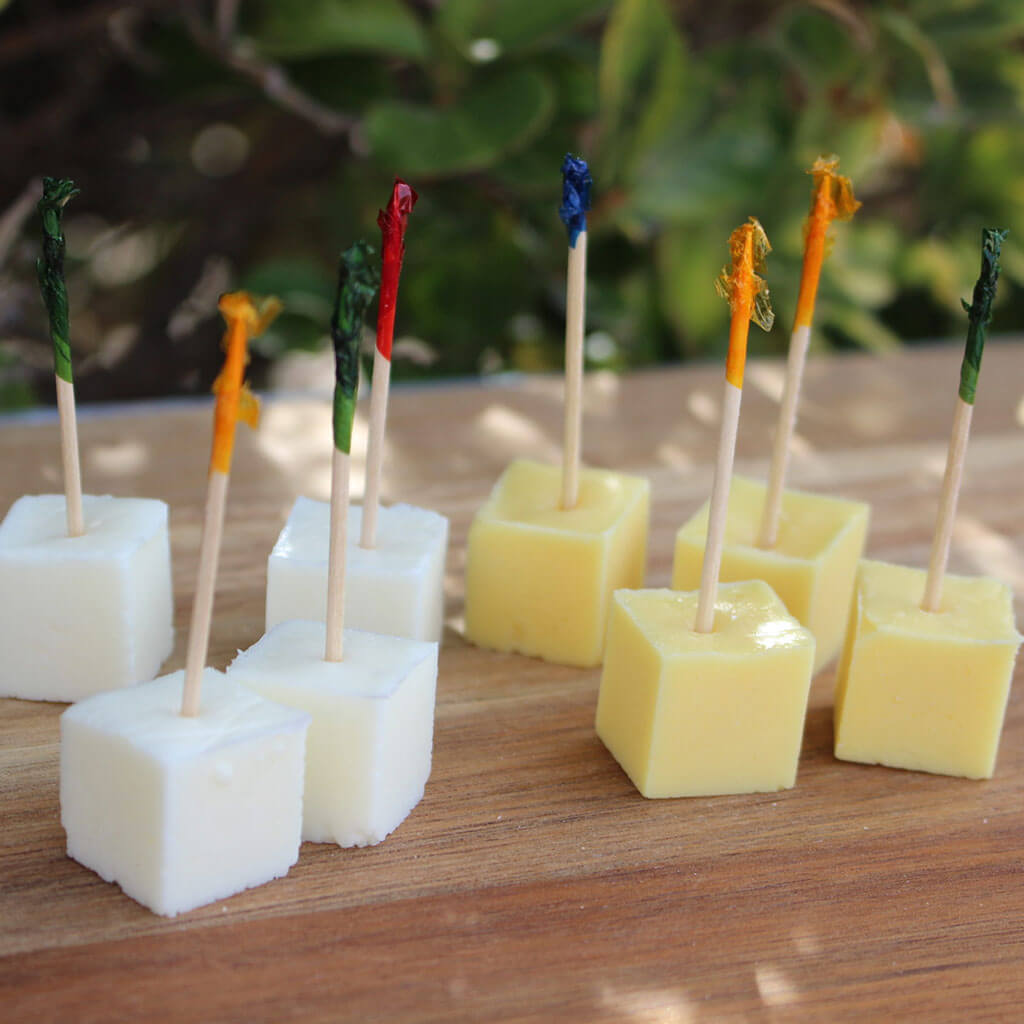 Mozzarella &amp; Cheddar Cheese Cubes (Set Of 8)