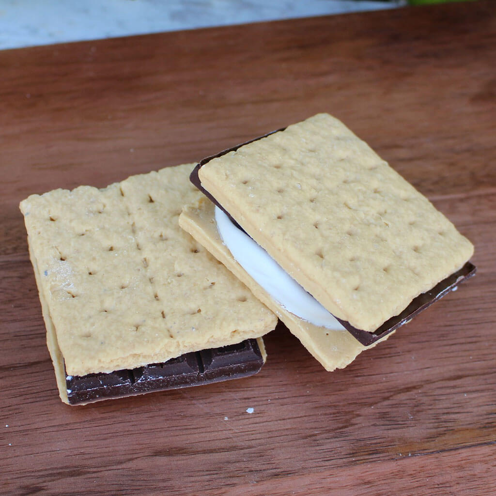 S&#39;Mores - Set Of Two (Chocolate, Graham Cracker &amp; Marshmallow)