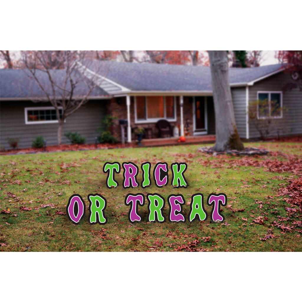 Halloween Letter Yard D�cor Trick or Treat, 15.75in