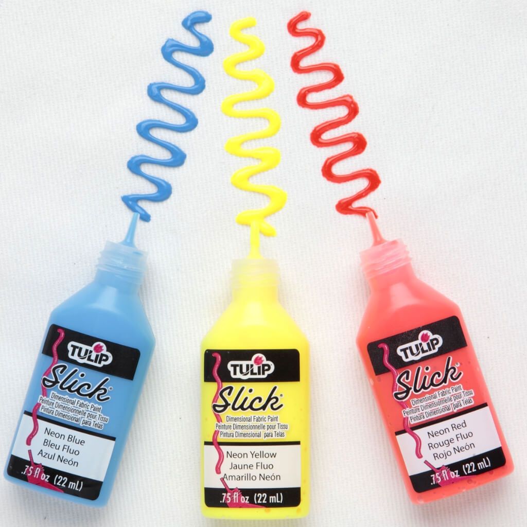 TULIP DIMENSIONAL FABRIC PAINT SLICK VIBRANT 0.75OZ
